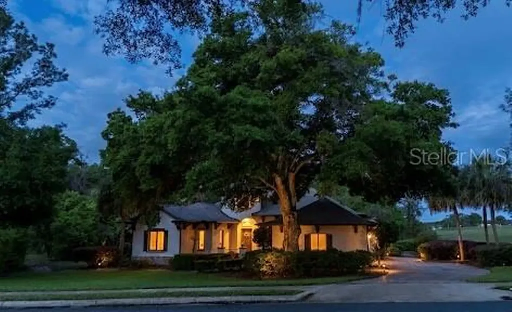 5204 Greens Drive Lady Lake FL 32159