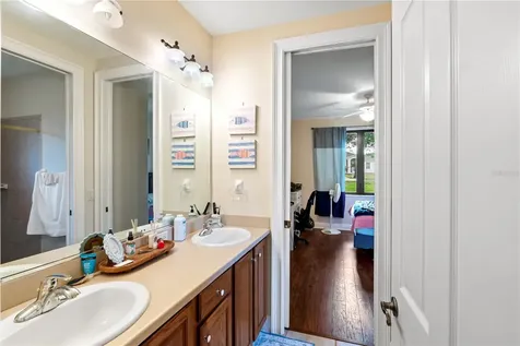 5204 Greens Drive Lady Lake FL 32159