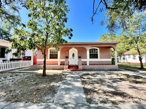 2324 W Palmetto Street Tampa FL 33607