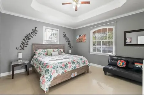 2324 W Palmetto Street Tampa FL 33607