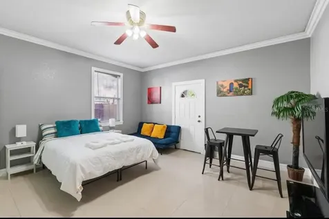 2324 W Palmetto Street Tampa FL 33607