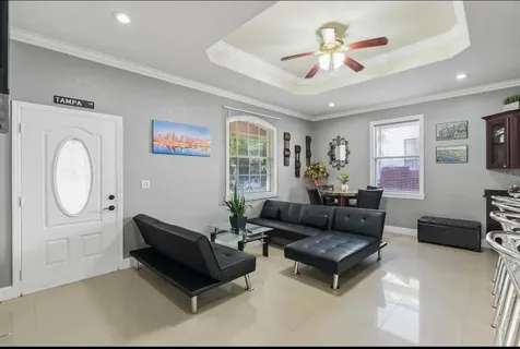 2324 W Palmetto Street Tampa FL 33607