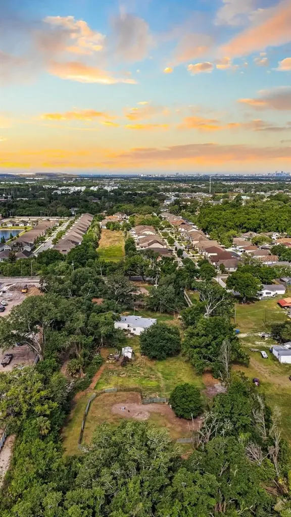 5614 Watson Riverview FL 33578