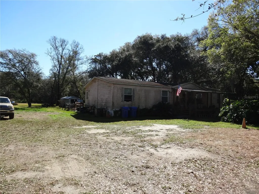 5614 Watson Riverview FL 33578