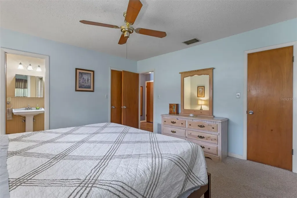 7484 Redbud Lane Brooksville FL 34601