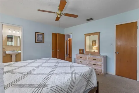 7484 Redbud Lane Brooksville FL 34601