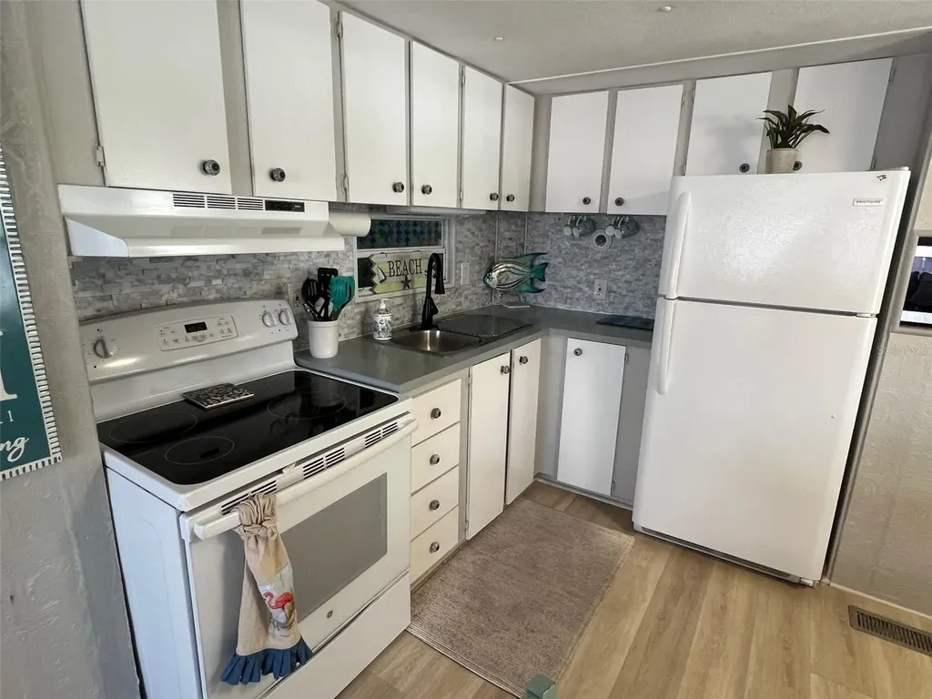 1500 County Road 1 Dunedin FL 34698