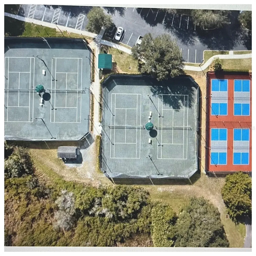 188 Old Moss Circle Deland FL 32724