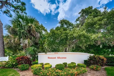 300 S Florida Avenue Tarpon Springs FL 34689