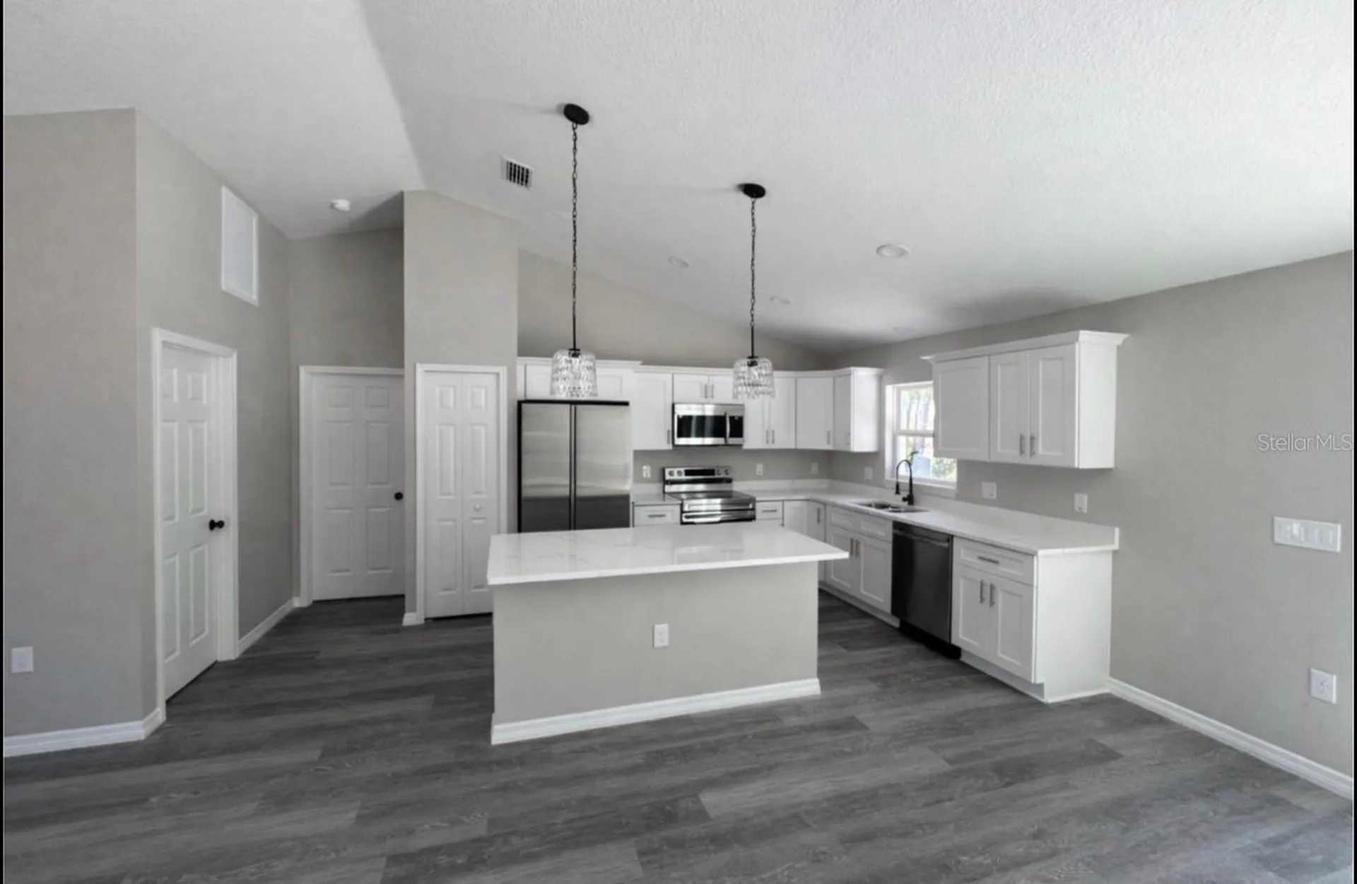 30 Sequoia Drive Trace Ocklawaha FL 32179