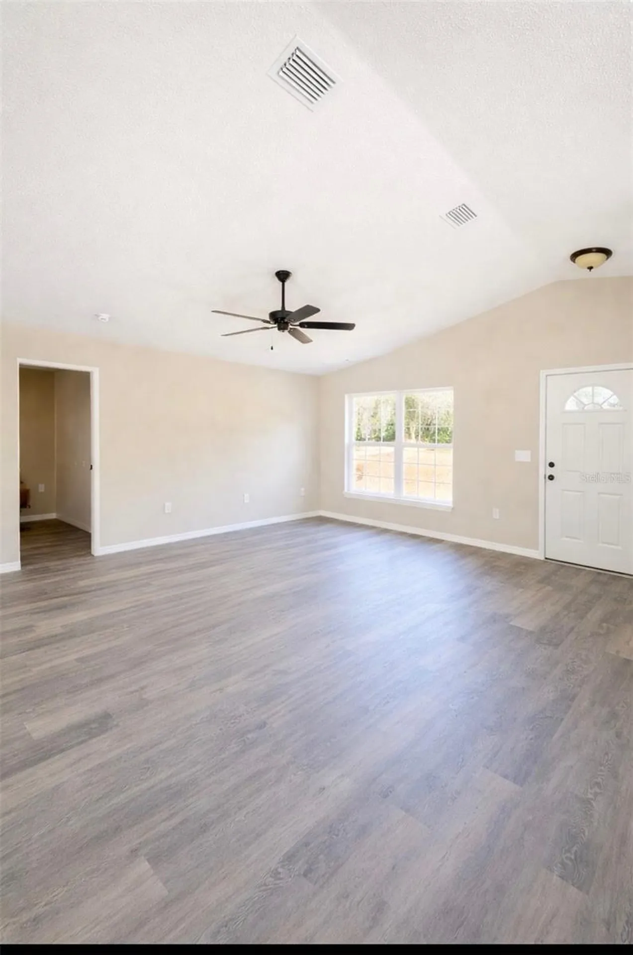 30 Sequoia Drive Trace Ocklawaha FL 32179