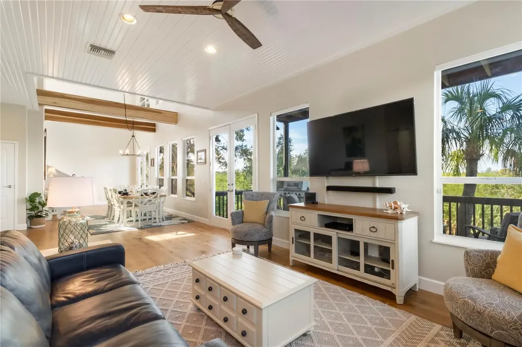 7325 Holly Road Terra Ceia FL 34250