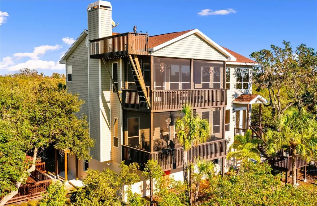 7325 Holly Road Terra Ceia FL 34250