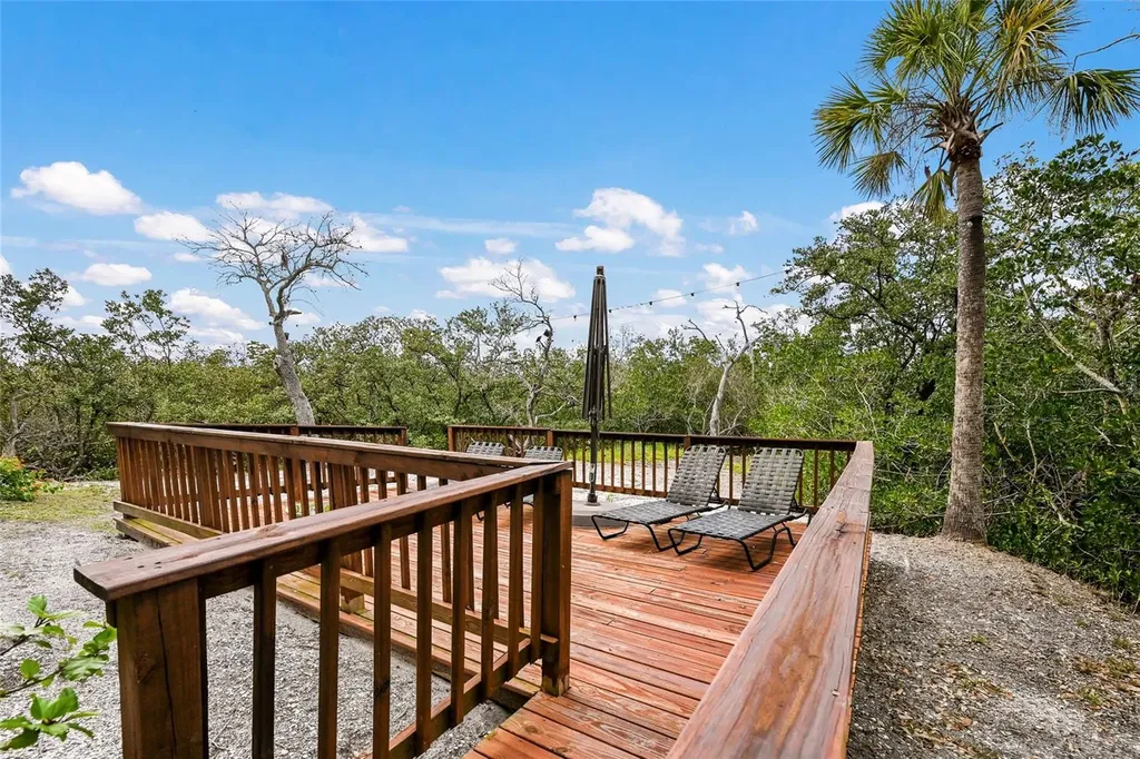 7325 Holly Road Terra Ceia FL 34250