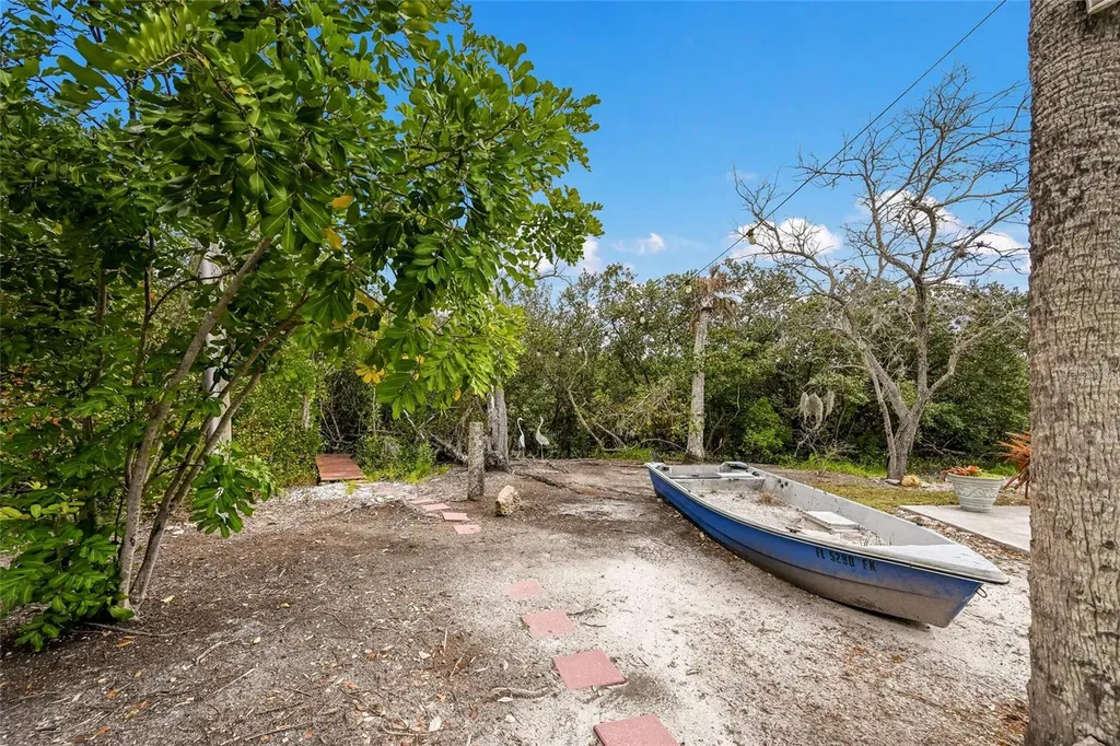 7325 Holly Road Terra Ceia FL 34250