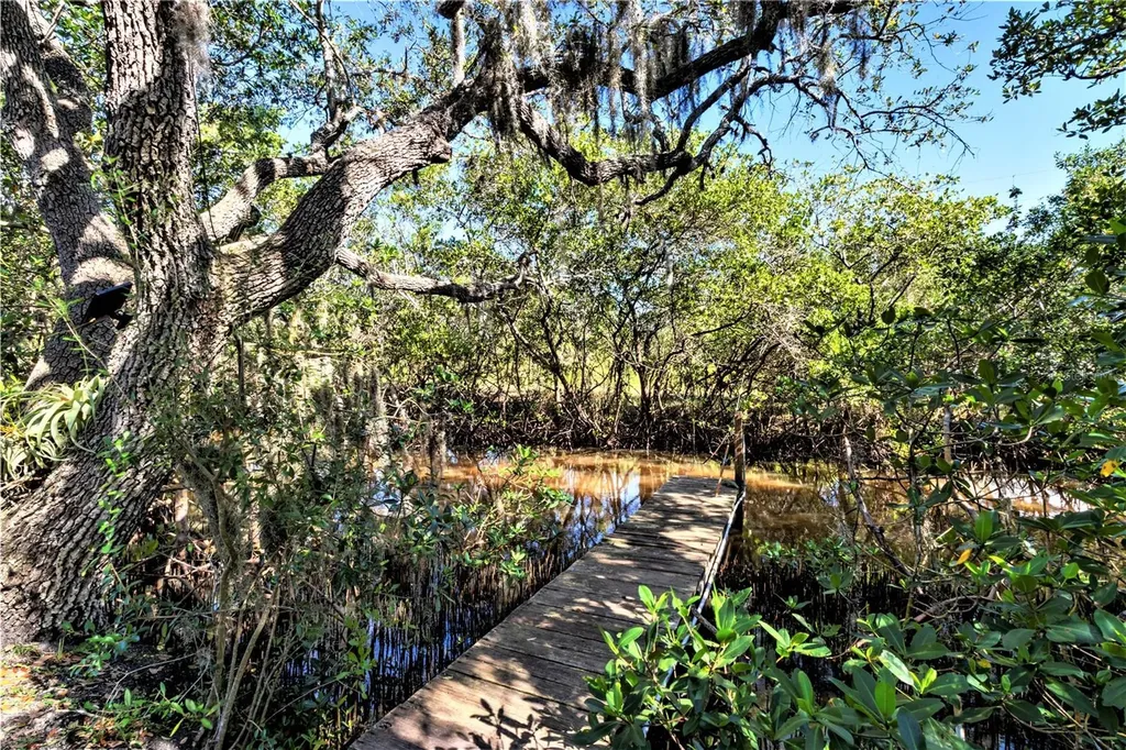 7325 Holly Road Terra Ceia FL 34250
