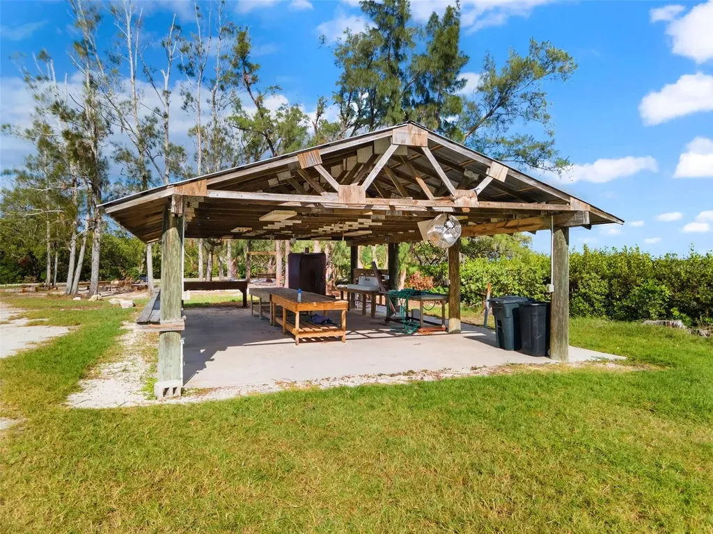 7325 Holly Road Terra Ceia FL 34250