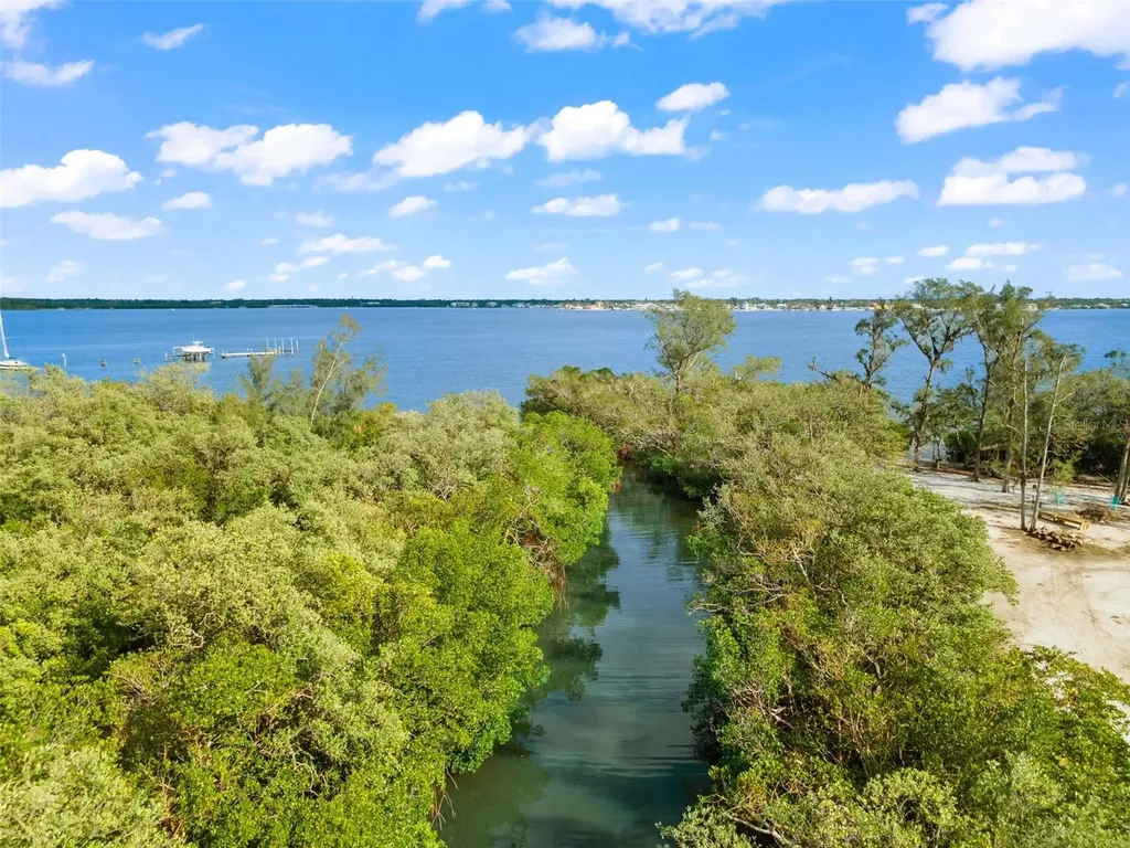 7325 Holly Road Terra Ceia FL 34250