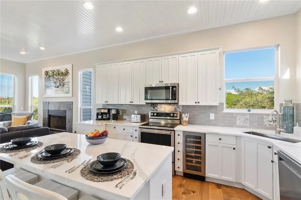 7325 Holly Road Terra Ceia FL 34250