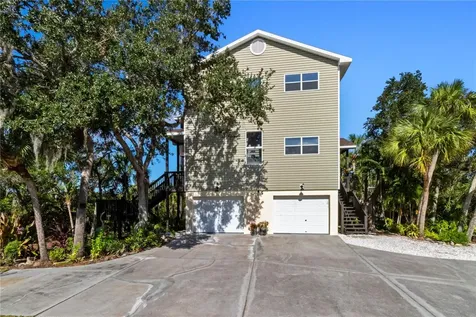 7325 Holly Road Terra Ceia FL 34250