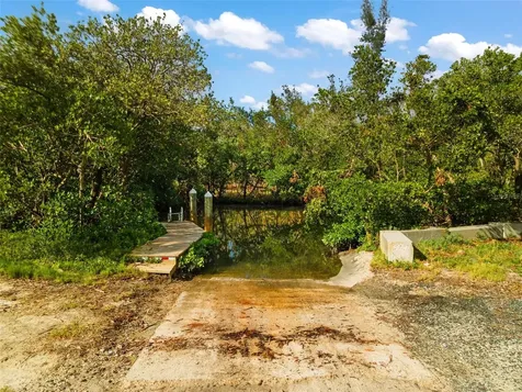 7325 Holly Road Terra Ceia FL 34250