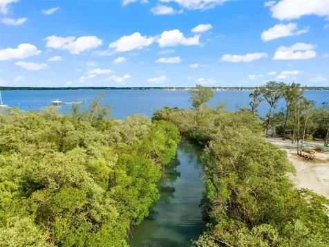 7325 Holly Road Terra Ceia FL 34250