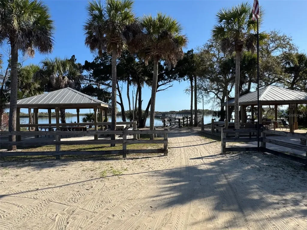 332 Marsh Landing Loop Oak Hill FL 32759