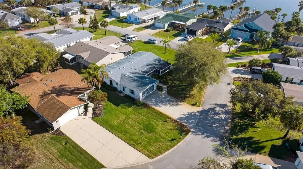 332 Marsh Landing Loop Oak Hill FL 32759