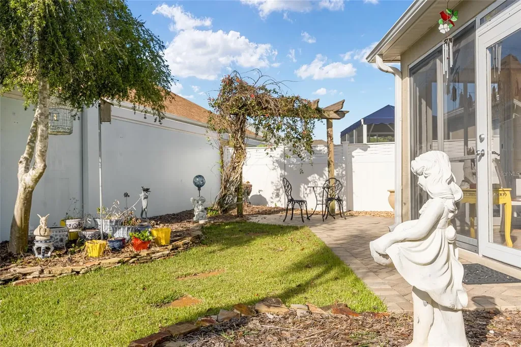 626 Reevesville Lane The Villages FL 32162