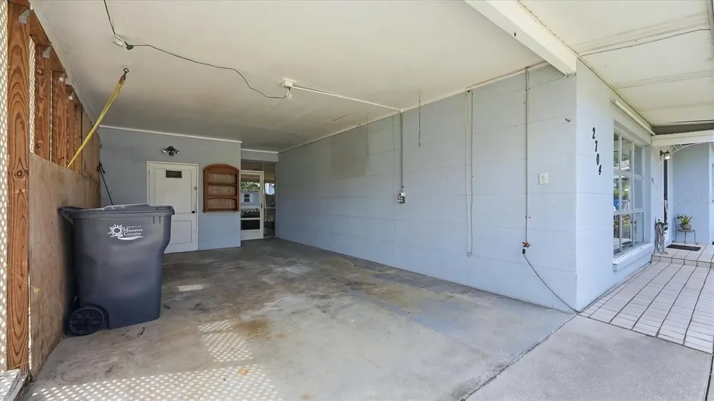 2704 52nd Avenue Terrace W Bradenton FL 34207