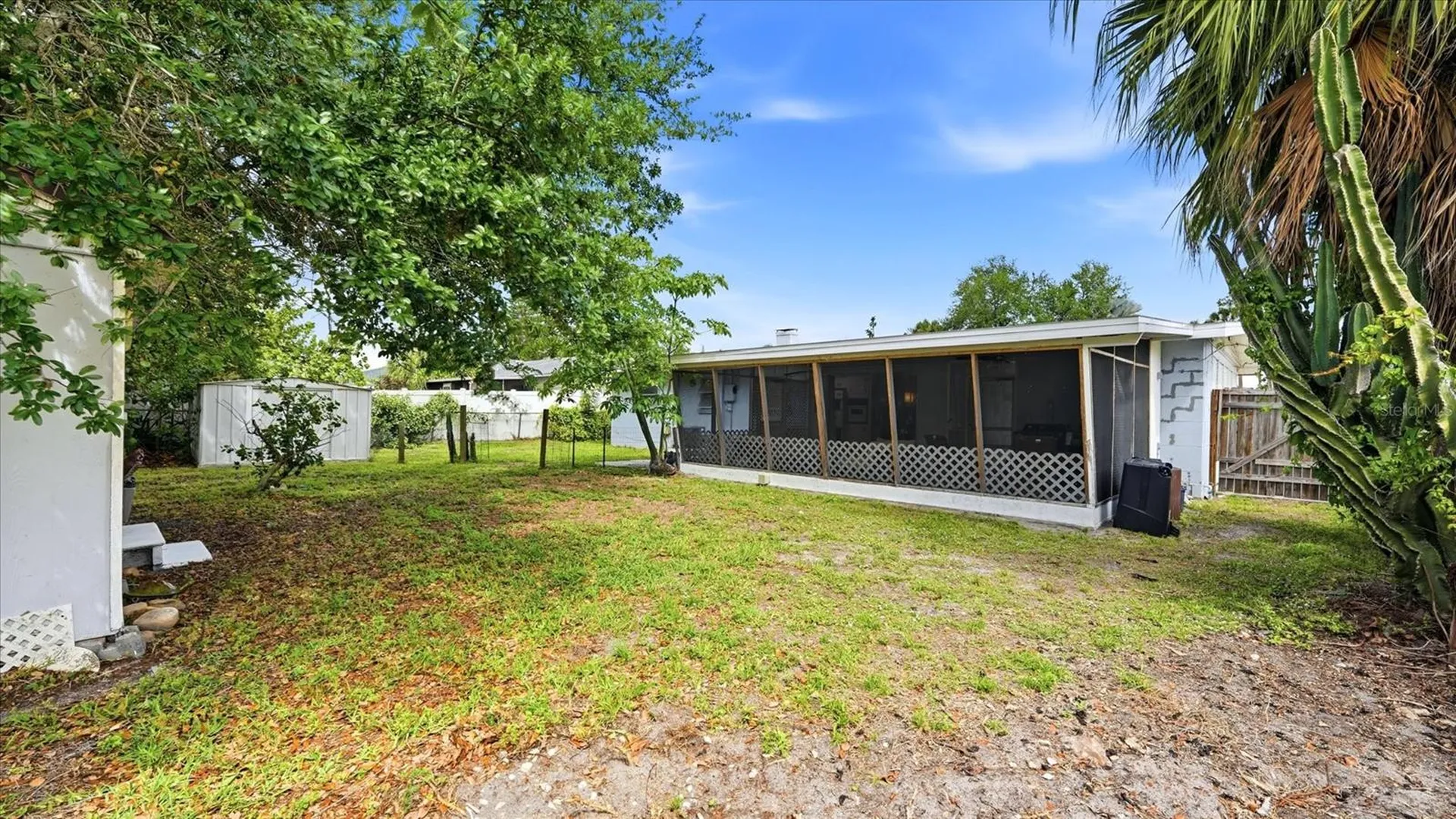 2704 52nd Avenue Terrace W Bradenton FL 34207