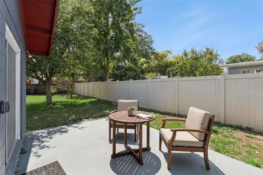 1512 Overlake Avenue Orlando FL 32806