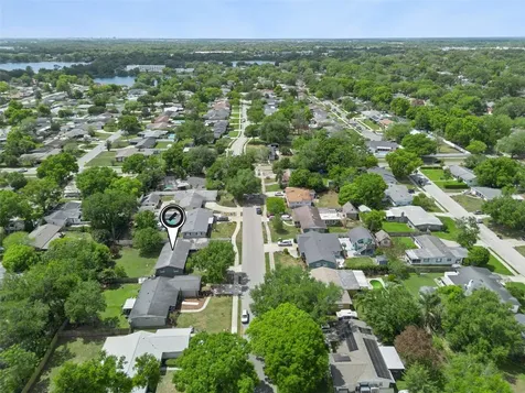 1512 Overlake Avenue Orlando FL 32806