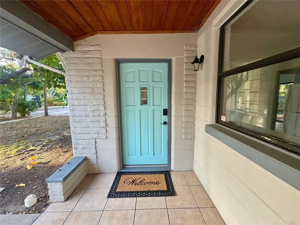 2107 Chippawa Place Sarasota FL 34234
