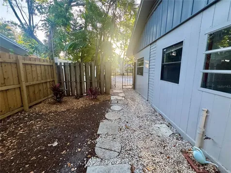 2107 Chippawa Place Sarasota FL 34234