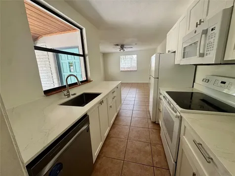 2107 Chippawa Place Sarasota FL 34234
