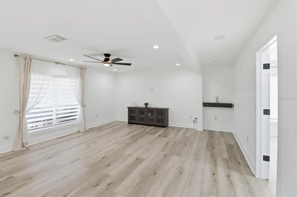 16948 Corner Hill Court Orlando FL 32820