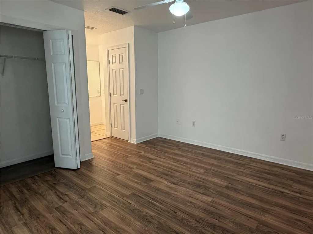 2864 Club Cortile Circle Kissimmee FL 34746