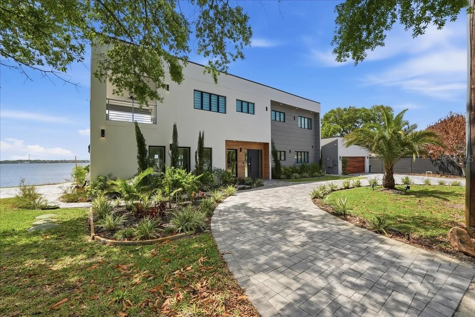 2175 S Tropical Trail Merritt Island FL 32952