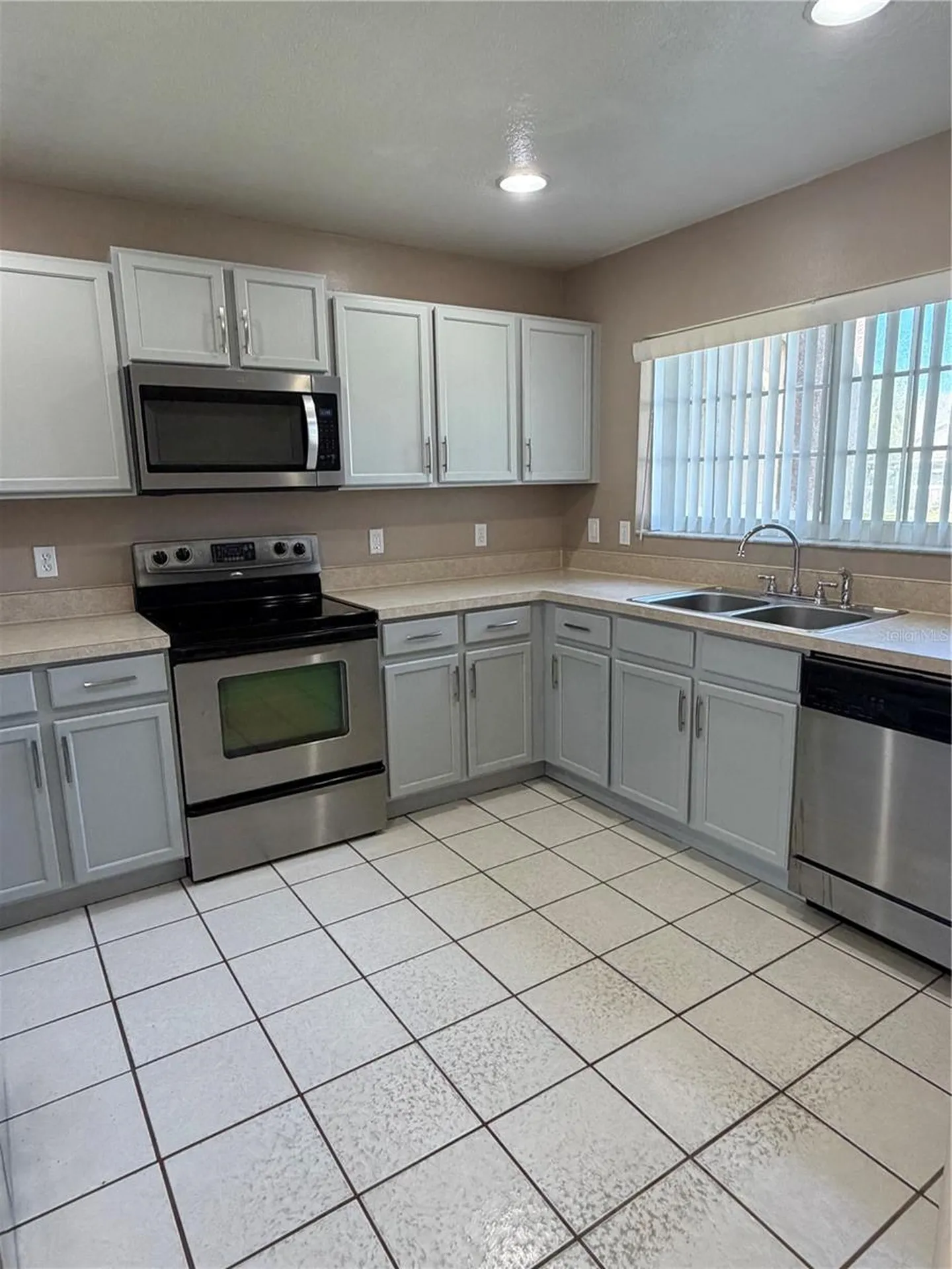 14208 Boca Key Drive Orlando FL 32824