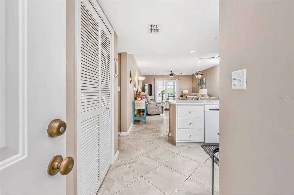 12274 SW Egret Circle Lake Suzy FL 34269