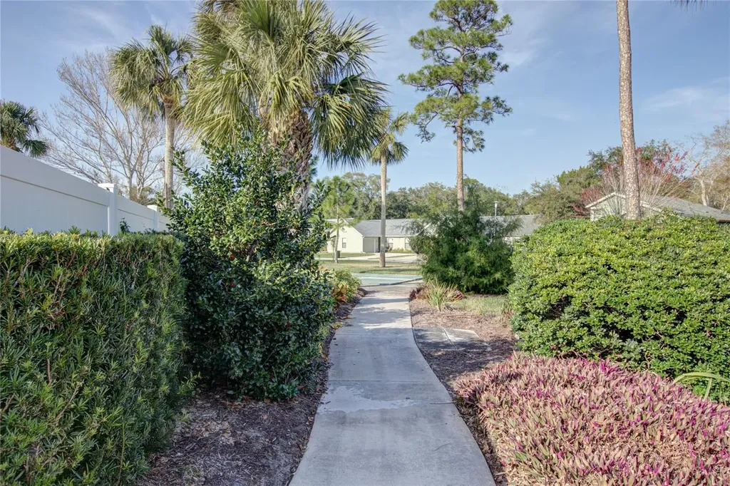 731 Pine Shores Circle New Smyrna Beach FL 32168