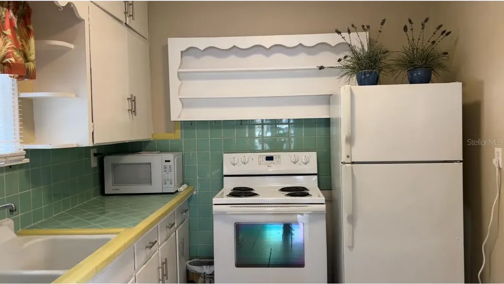 1761 Siesta Drive & 1760 Wisconsin Lane Sarasota FL 34239