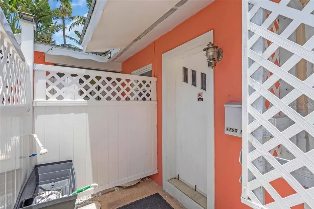 1761 Siesta Drive & 1760 Wisconsin Lane Sarasota FL 34239