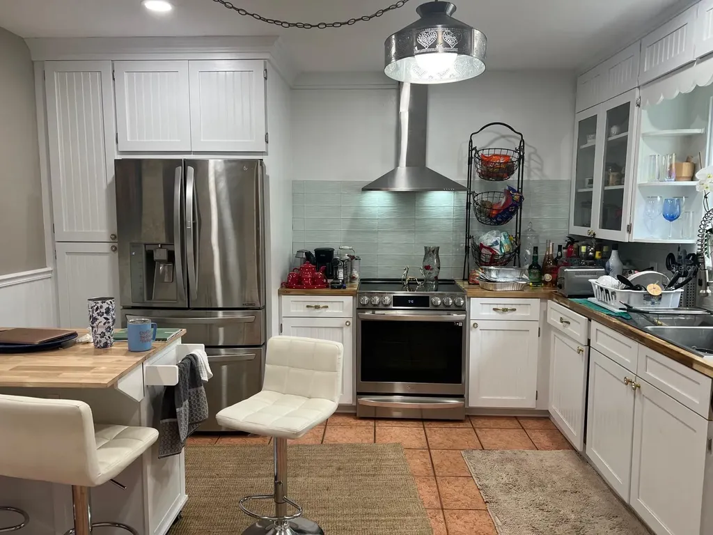 1761 Siesta Drive & 1760 Wisconsin Lane Sarasota FL 34239