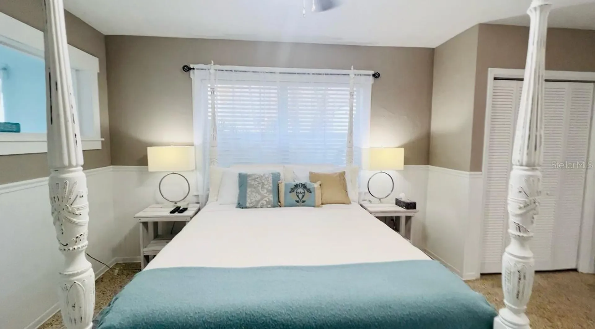 1761 Siesta Drive & 1760 Wisconsin Lane Sarasota FL 34239