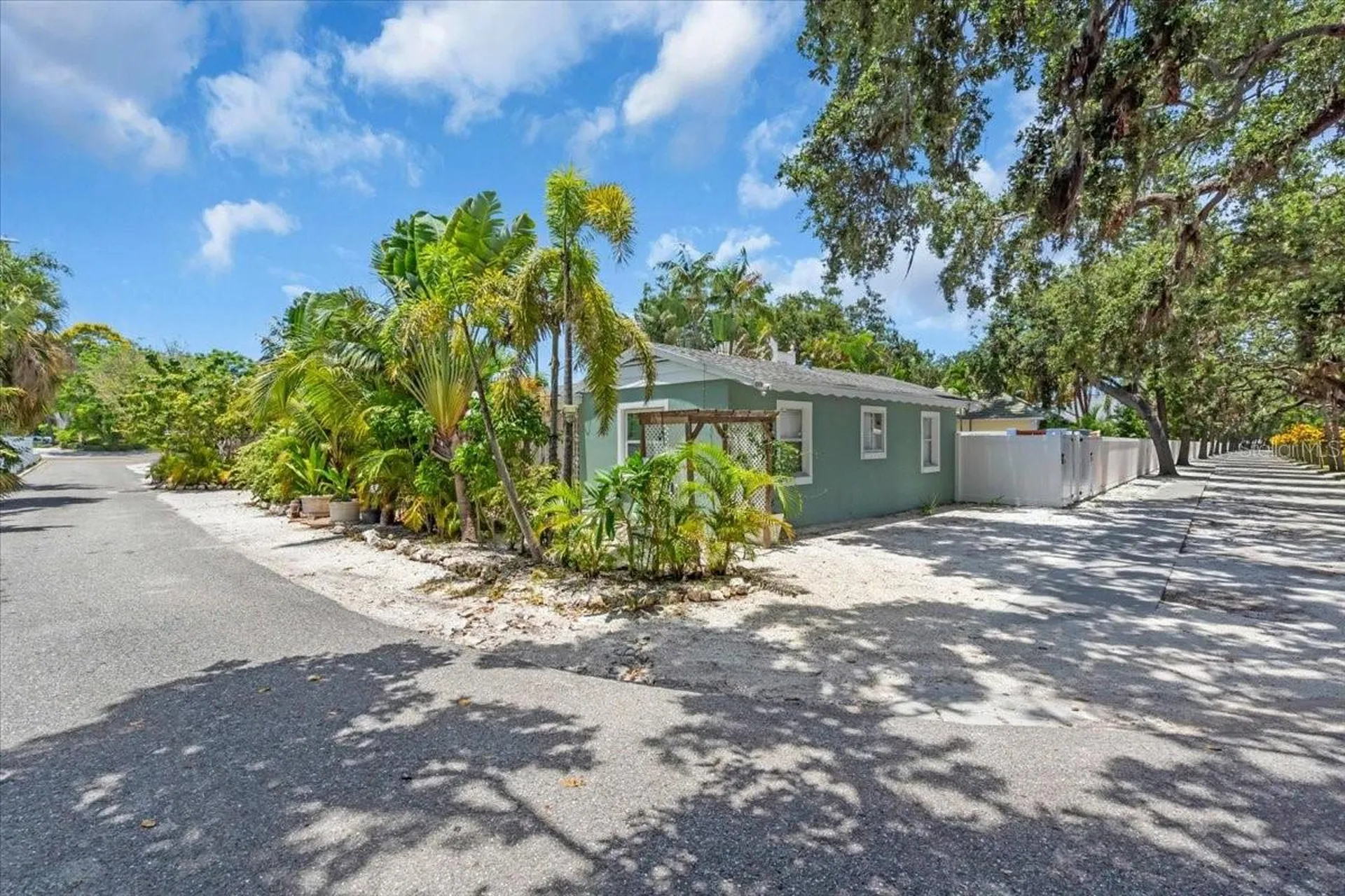 1761 Siesta Drive & 1760 Wisconsin Lane Sarasota FL 34239