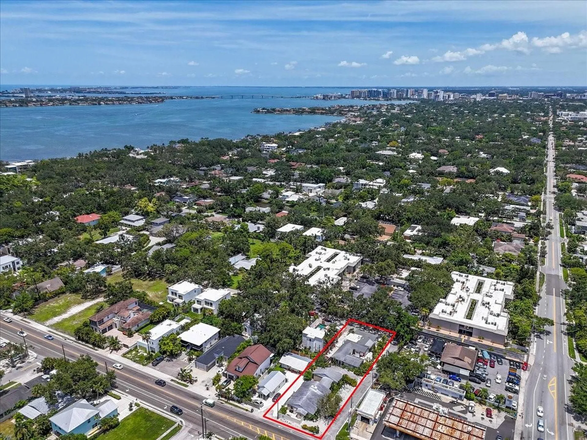 1761 Siesta Drive & 1760 Wisconsin Lane Sarasota FL 34239