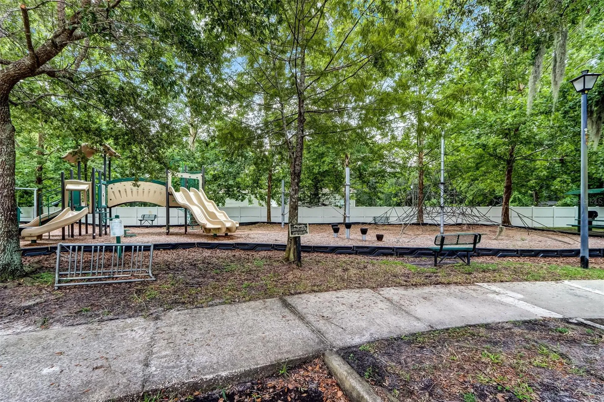6075 Maggies Circle Jacksonville FL 32244