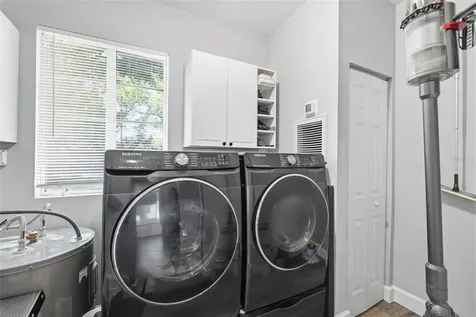 1709 NE Lambright Street Tampa FL 33610